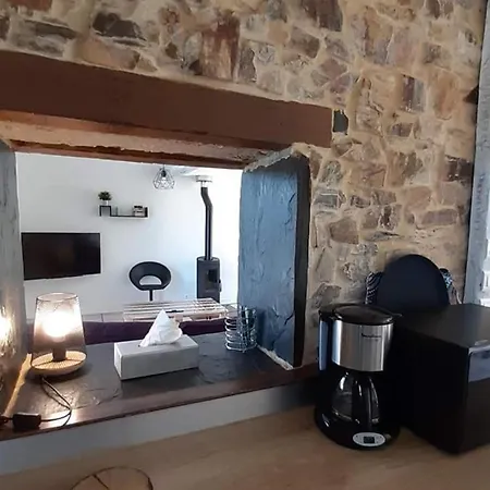 Evasion Champetre Entre Ancenis Et Nantes - Maison Renovee Avec Jardin Clos, Peche Et Animaux - Fr-1-306-873 Feriehus